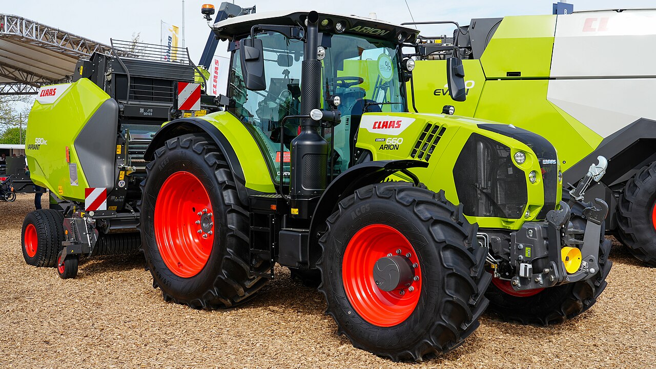 CLAAS ARION 660 CMATIC på landbruksmessen agra
