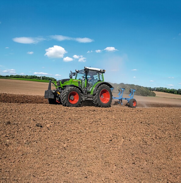 Fendt 200 Vario med såutstyr