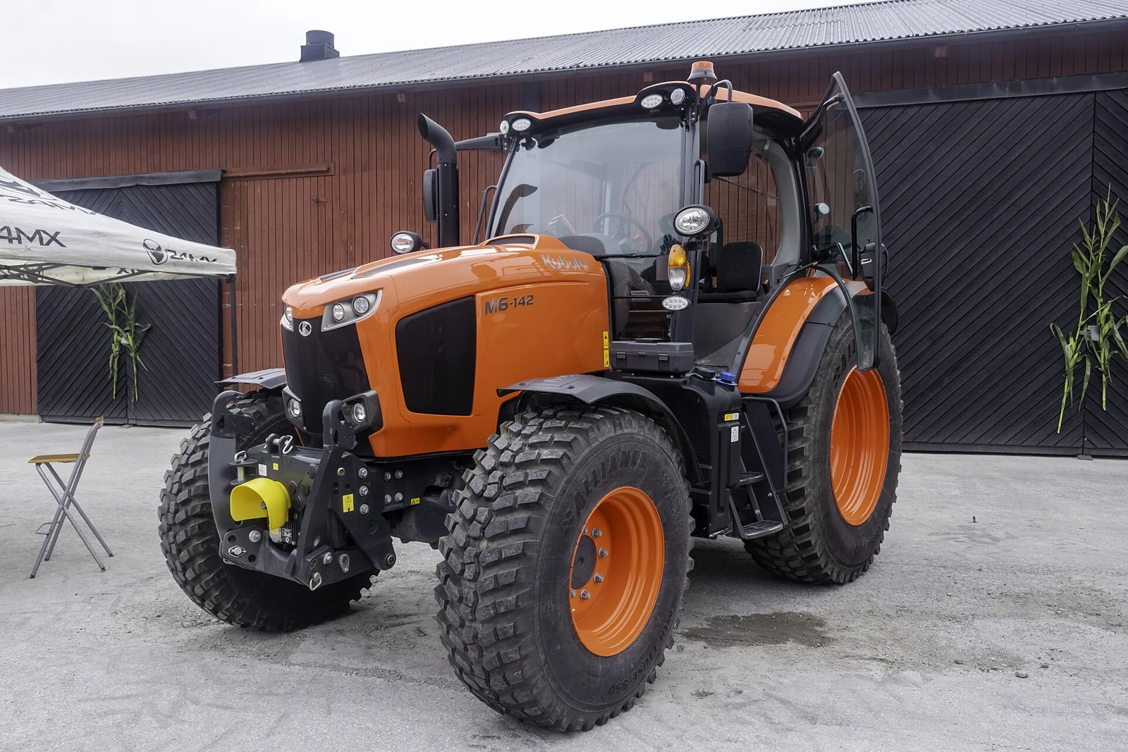 Kubota M6-142 på Gotlands Skördefestival