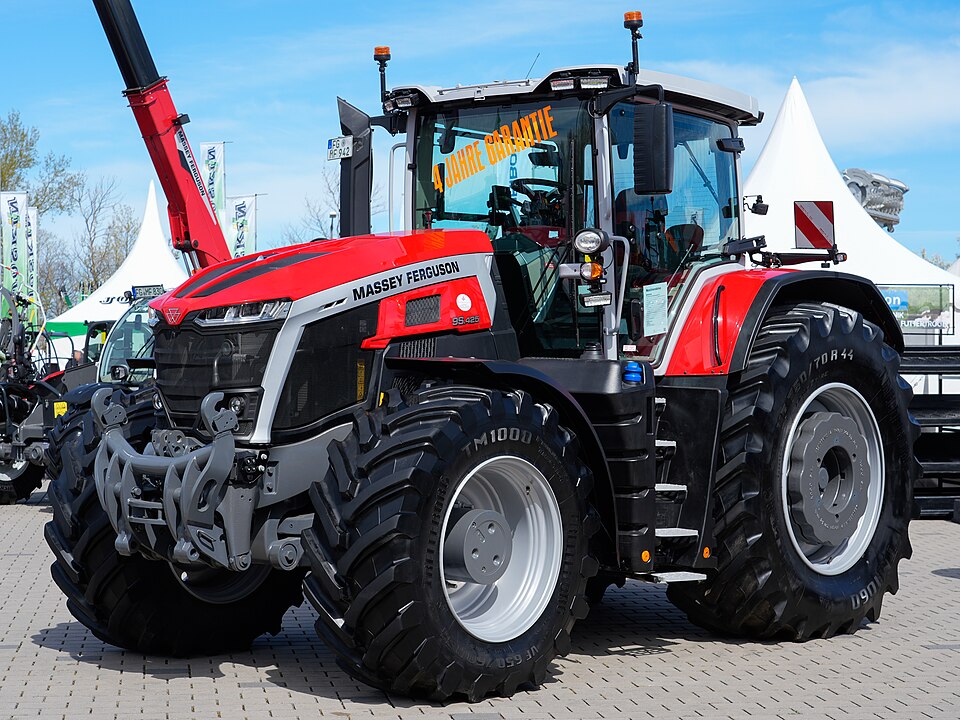 MF 9S.425 Dyna-VT på agra i Leipzig, Tyskland, april 2026